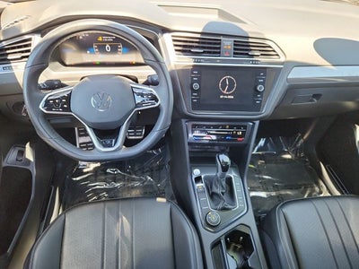 2024 Volkswagen Tiguan SE R-Line Black