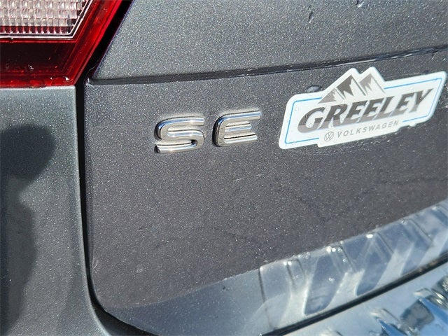 2022 Volkswagen Tiguan SE R-Line Black