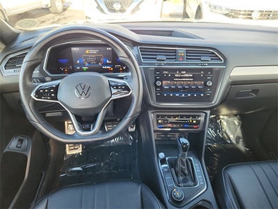 2022 Volkswagen Tiguan SE R-Line Black