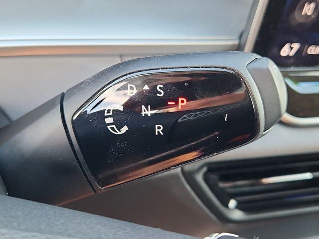 2025 Volkswagen Tiguan SE