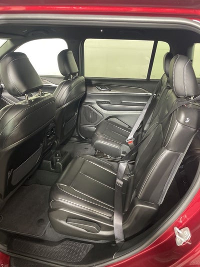 2025 Jeep Grand Cherokee L Limited 4x4