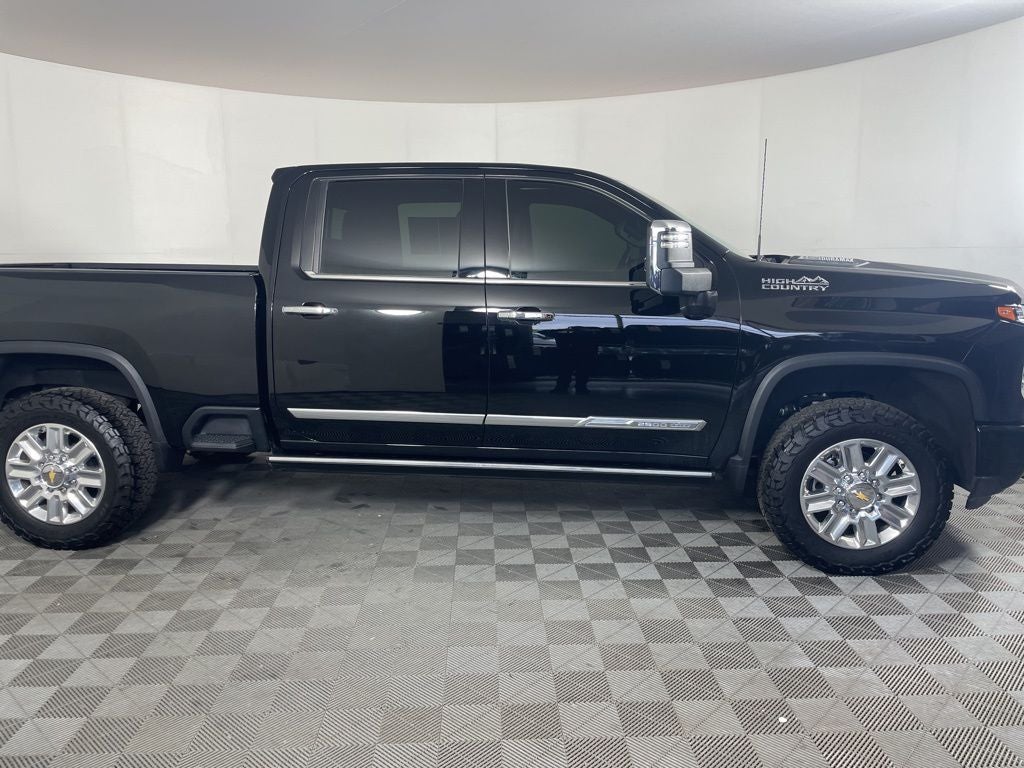 2024 Chevrolet Silverado 2500HD 4WD Crew Cab Standard Bed High Country