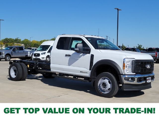 2027 Ford F-450 Super Duty Chassis Cab XL