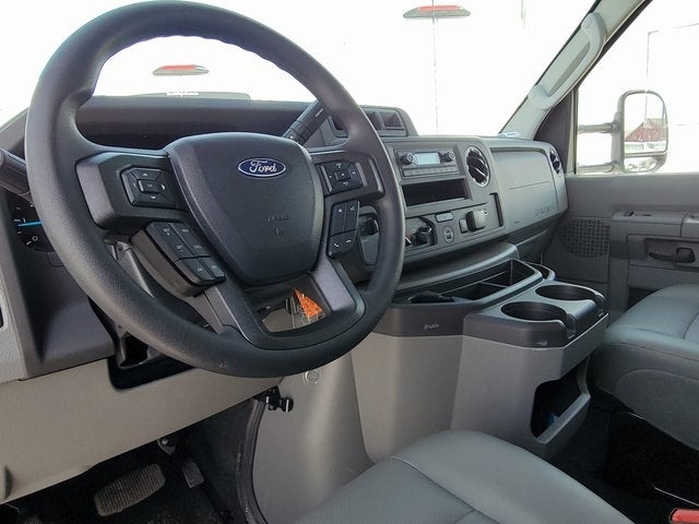 2025 Ford E-350SD Base Cutaway