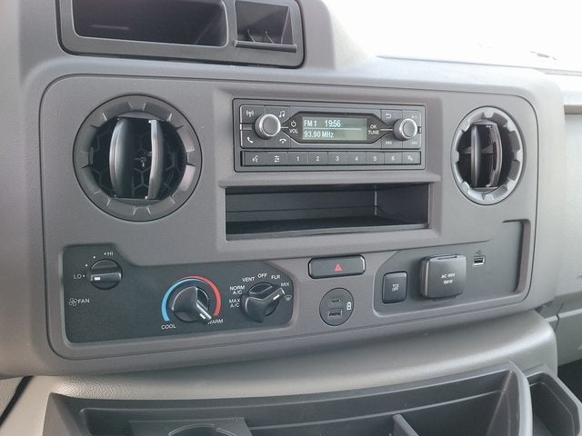 2025 Ford E-350SD Base Cutaway