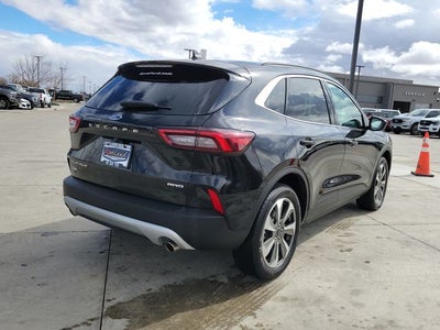 2025 Ford Escape Platinum