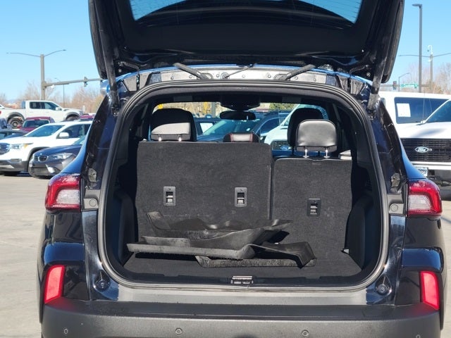 2025 Ford Escape Hybrid ST-Line Select