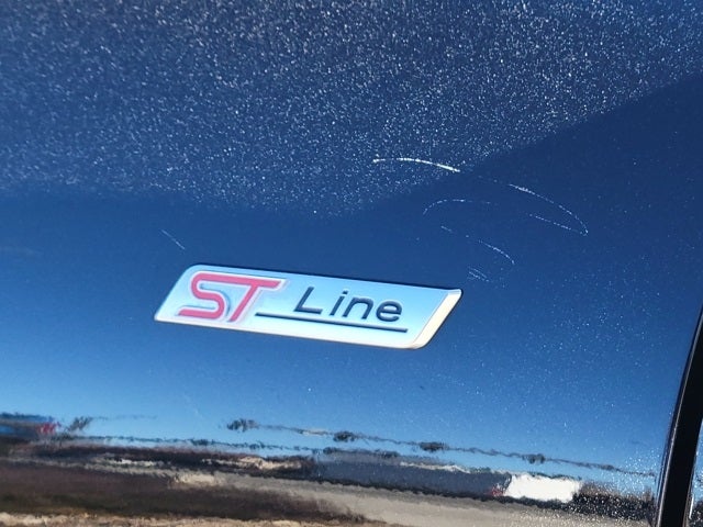 2025 Ford Escape ST-Line Elite