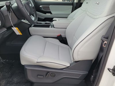 2026 Ford Expedition Platinum