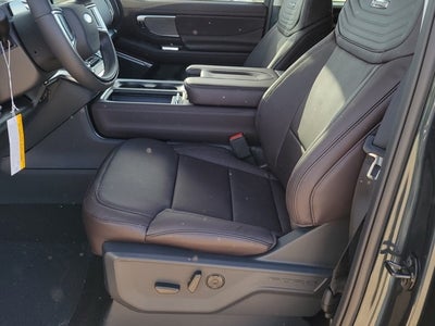 2025 Ford Expedition Platinum