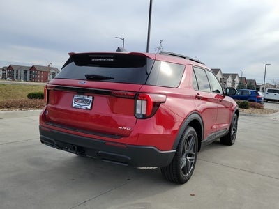 2026 Ford Explorer ST-Line