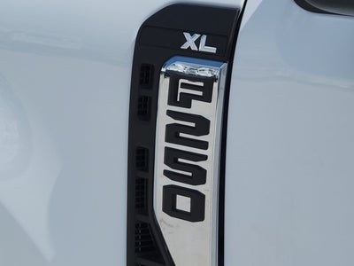 2025 Ford F-250SD XL