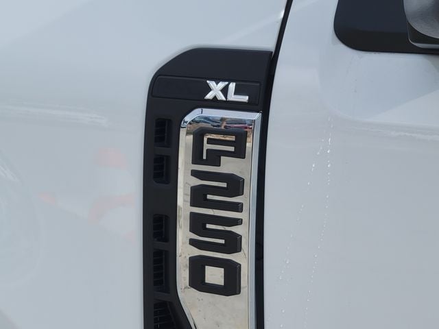 2025 Ford F-250SD XL