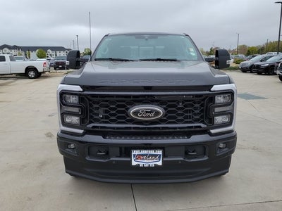 2025 Ford F-350SD Lariat