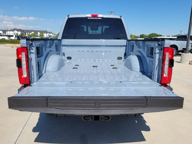 2027 Ford F-350 Lariat