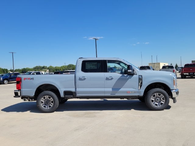 2027 Ford F-350 Lariat