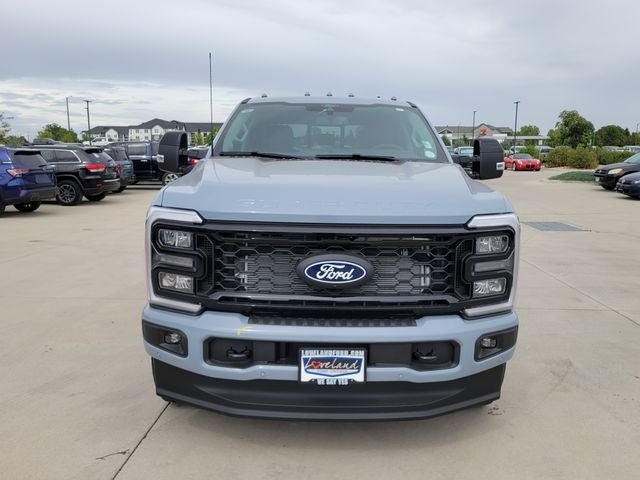 2027 Ford F-350 Lariat