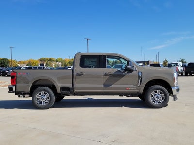 2027 Ford F-350 Lariat