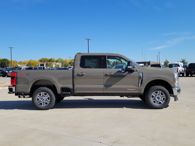 2027 Ford F-350 Lariat