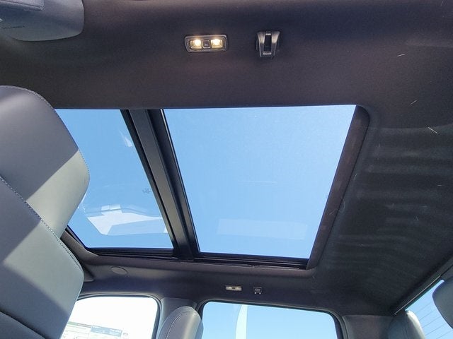 2025 Ford F-350SD Platinum