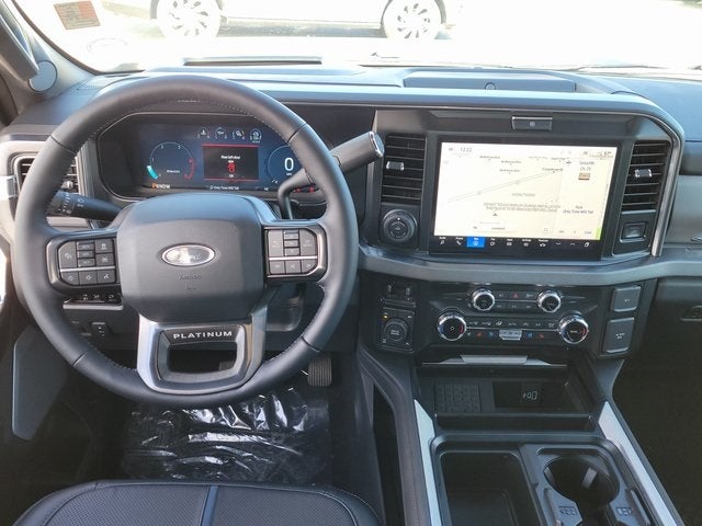 2025 Ford F-350SD Platinum
