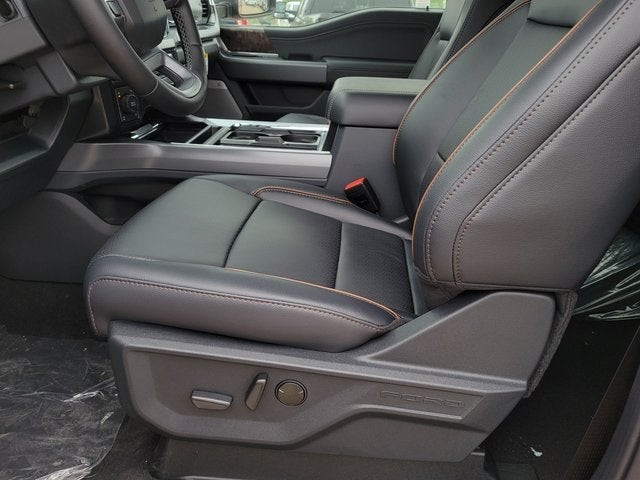 2025 Ford F-350SD Lariat