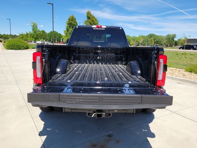 2026 Ford F-350SD Platinum DRW