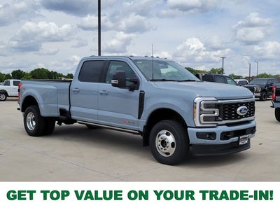 2026 Ford F-350SD Platinum DRW