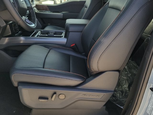 2027 Ford F-350 Lariat DRW