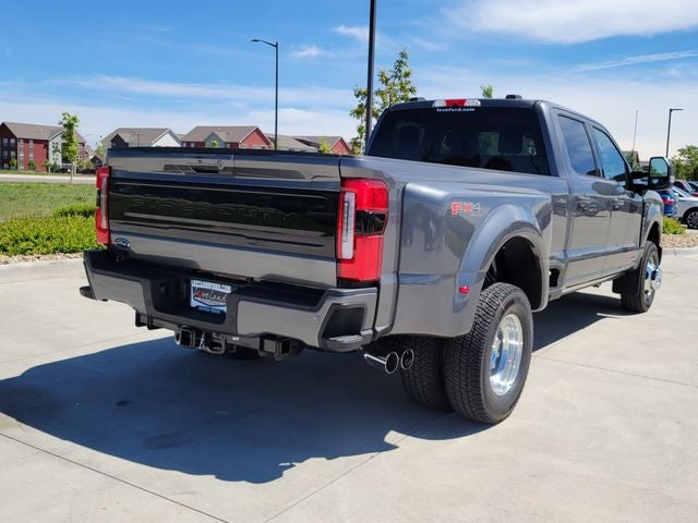 2026 Ford F-350SD Platinum DRW