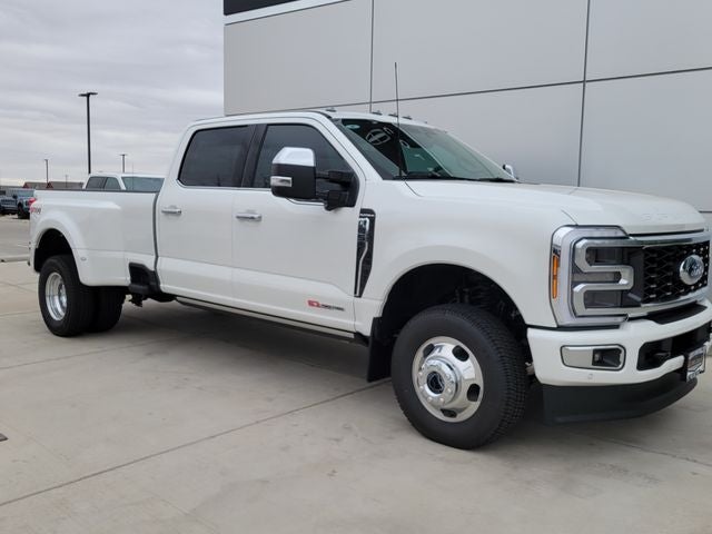 2026 Ford F-350SD Platinum DRW