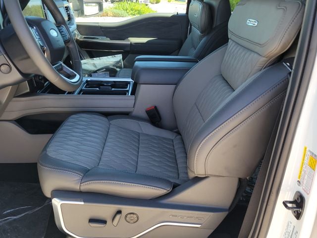 2026 Ford F-350SD Platinum DRW