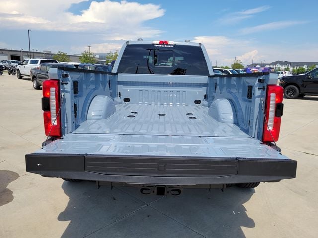 2026 Ford F-350SD Lariat DRW