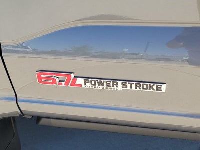 2027 Ford F-350 Lariat DRW