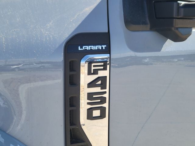 2026 Ford F-450SD Lariat DRW