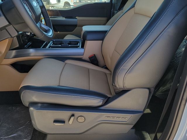 2026 Ford F-450SD Lariat DRW