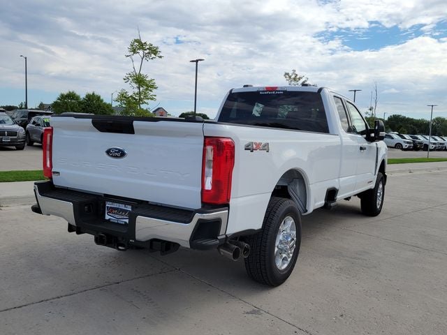 2026 Ford F-350 XLT