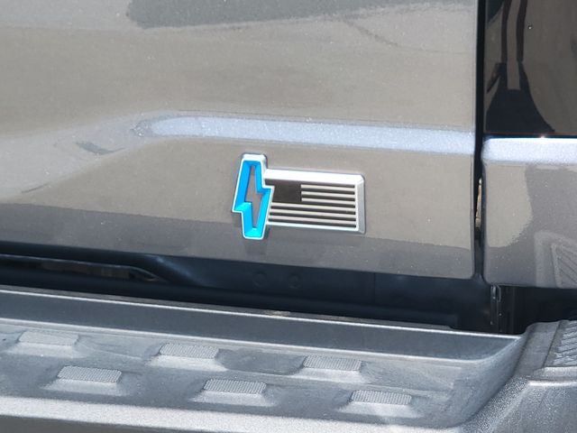 2023 Ford F-150 Lightning XLT