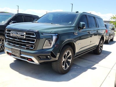 2025 GMC Yukon XL AT4