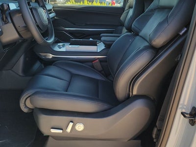 2027 Lincoln Navigator Reserve