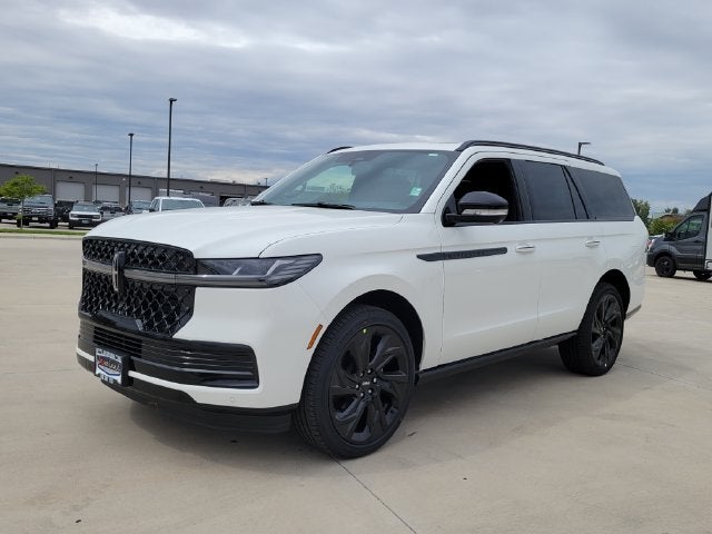 2027 Lincoln Navigator Reserve