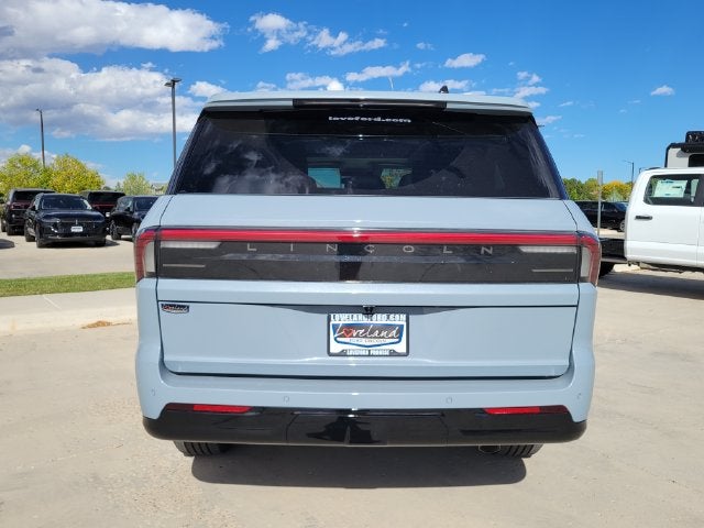 2027 Lincoln Navigator Reserve