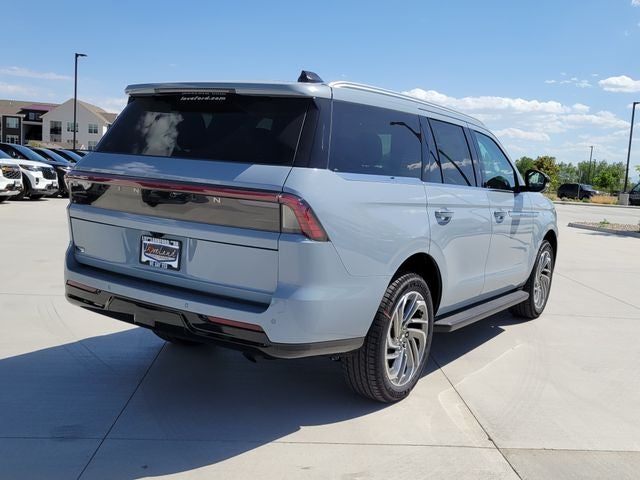 2026 Lincoln Navigator Premiere