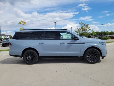 2025 Lincoln Navigator L Reserve