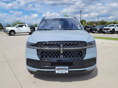 2025 Lincoln Navigator L Reserve