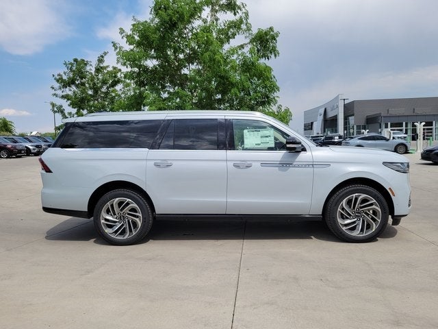 2025 Lincoln Navigator L Reserve