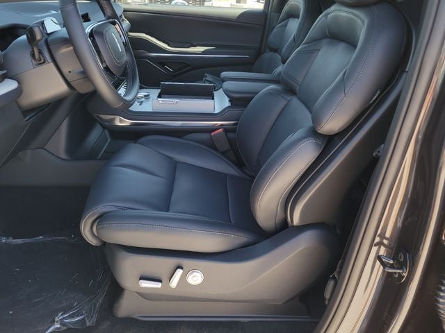2027 Lincoln Navigator L Reserve
