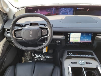 2027 Lincoln Navigator L Reserve