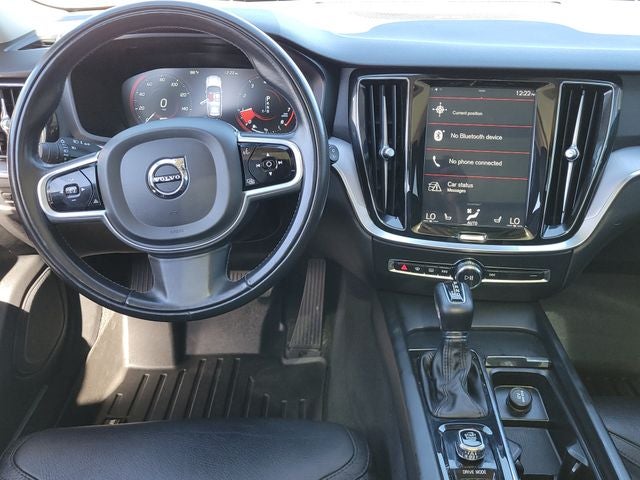 2020 Volvo V60 Cross Country T5