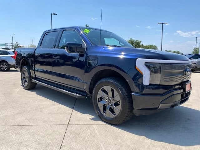 2023 Ford F-150 Lightning LARIAT